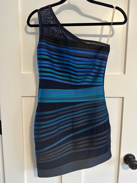 Halston Heritage Dresses & Skirts - Halston Heritage Navy Dress with Teal Accent